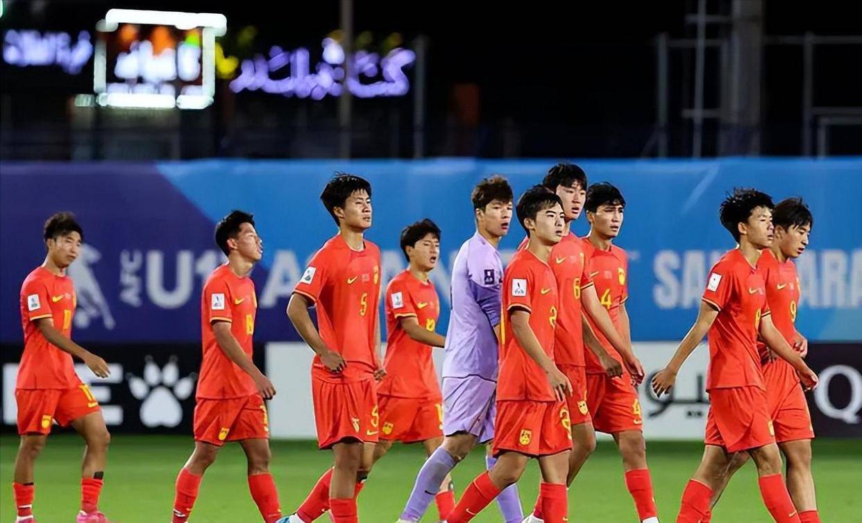 泰国队险胜中国队,郑思维刷新纪录 泰国队险胜中国队,郑思维刷新纪录