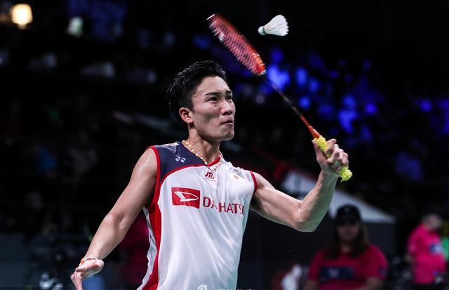 印尼羽毛球队碾压丹麦羽毛球队，桃田贤斗完成帽子戏法