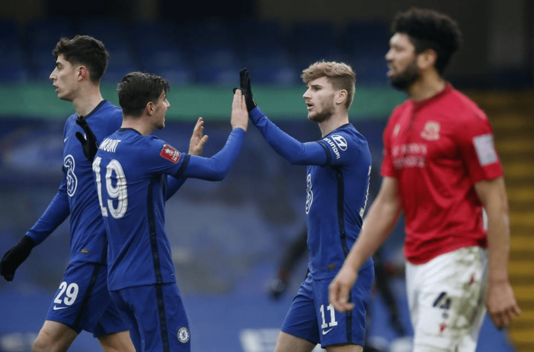 美国完胜哥伦比亚，福登统治全场