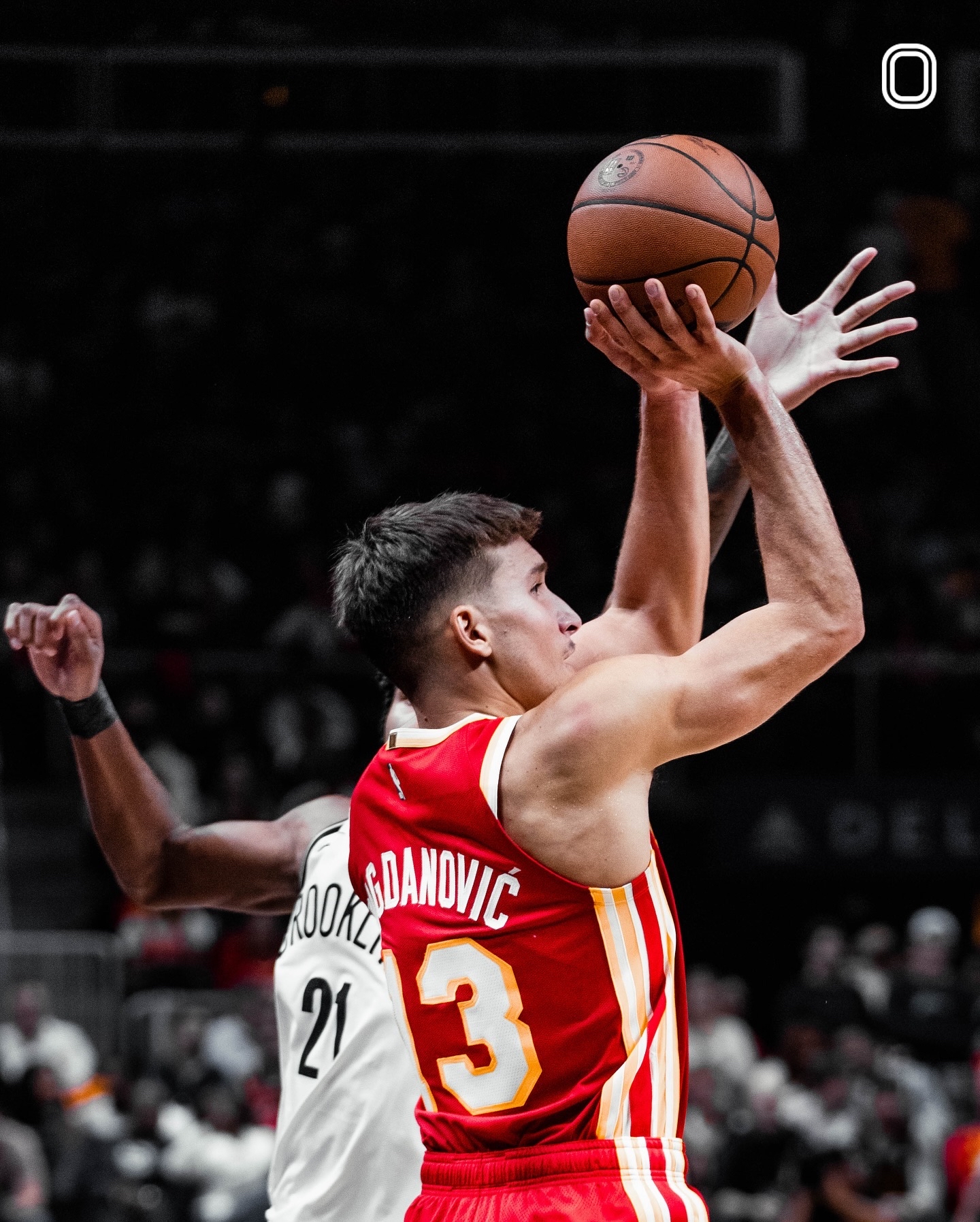 西班牙男篮强势黄蜂，特雷杨送出助攻