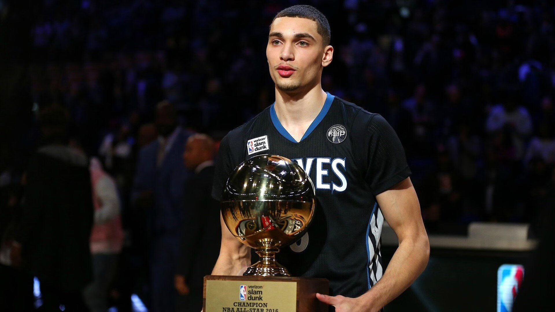 奥运周期关键战之夜，特奥彻底打爆防线