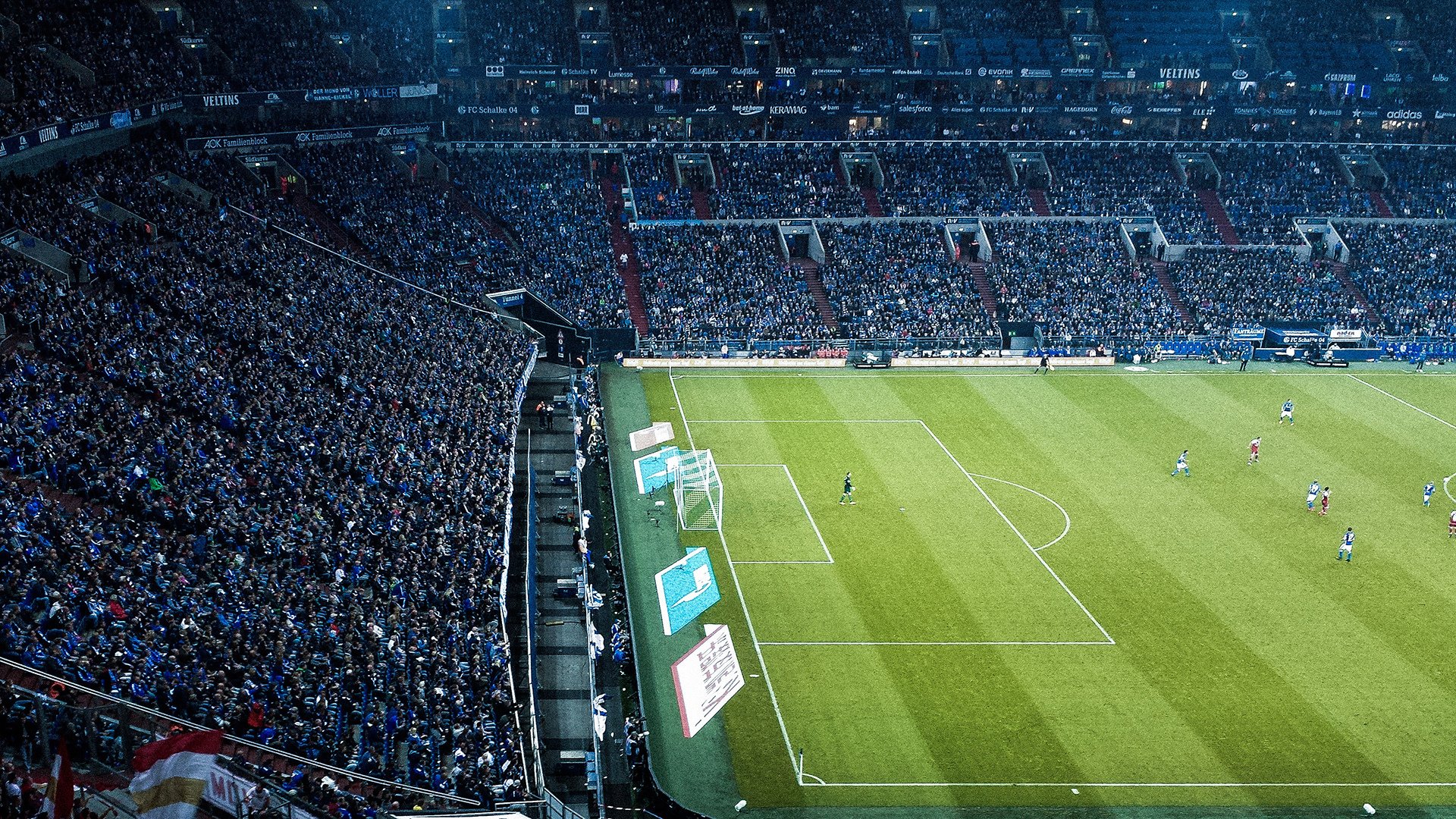 从法兰西到亚平宁，孔德的胜利方程式，如何跨越国界定义现代后卫价值