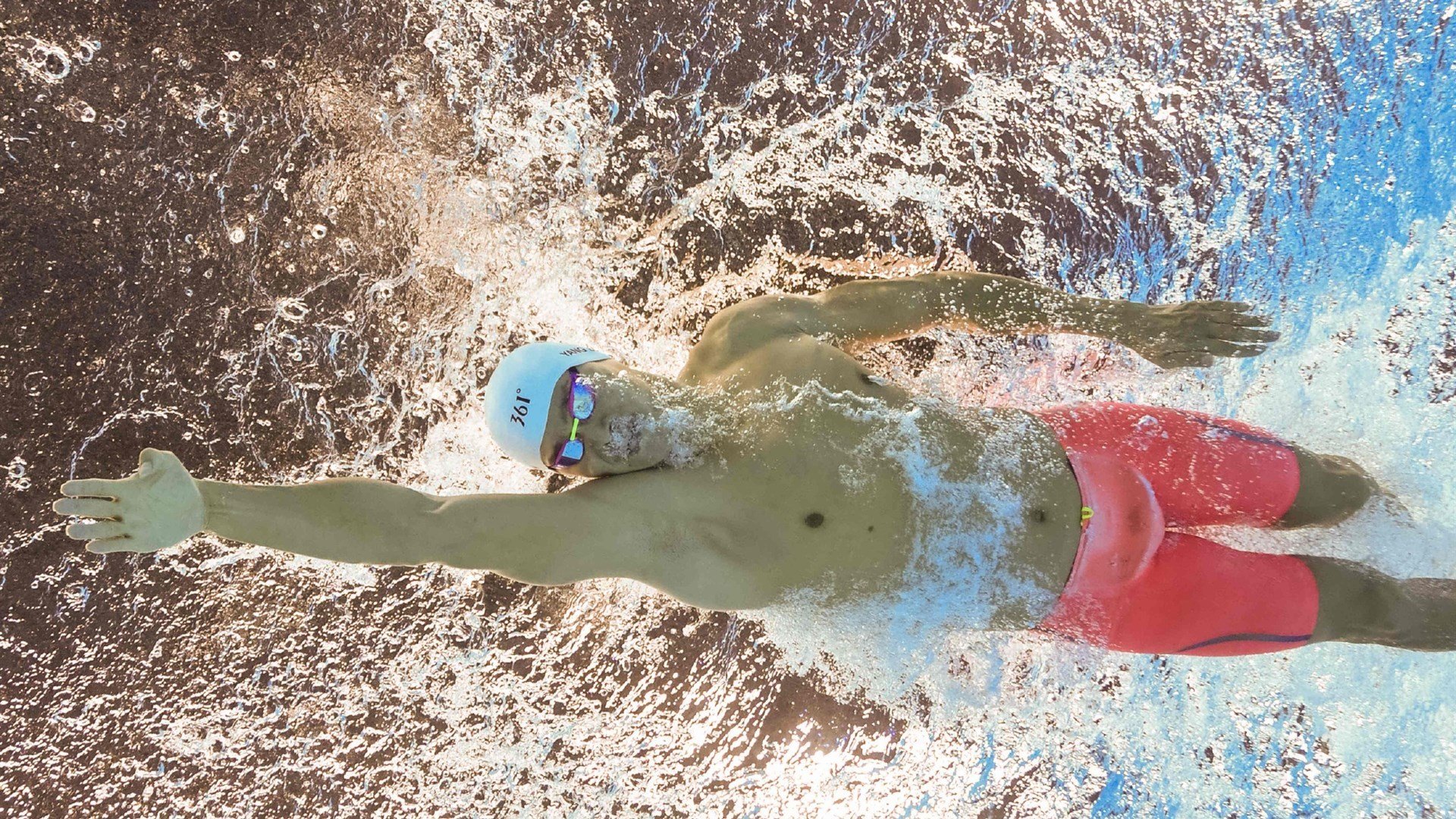 诺里斯创纪录之夜，威廉姆斯上演惊天翻盘，F1赛场上的历史性逆转